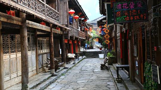 广州市白云区小升初的学生的学籍表是学校打印出来的吗